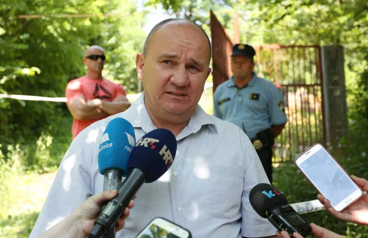 DONJE STATIVE: U vikend-naselju pronađena mrtva osoba, sumnja se na ubojstvo