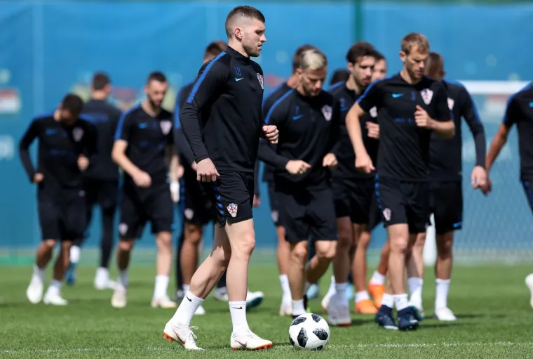 VATRENI ODRADILI JUTARNJI TRENING: Svi su tu samo njega nema