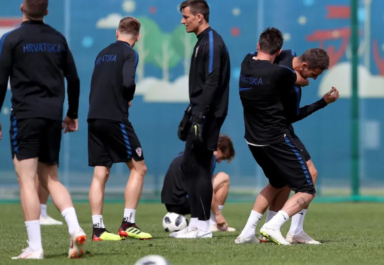 VATRENI ODRADILI JUTARNJI TRENING: Svi su tu samo njega nema