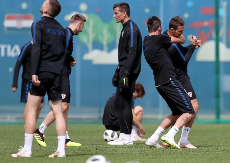 VATRENI ODRADILI JUTARNJI TRENING: Svi su tu samo njega nema