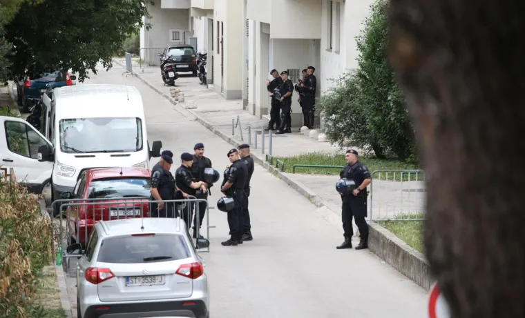 Građani prosvjeduju protiv ovrhe nad dječakom Cesareom