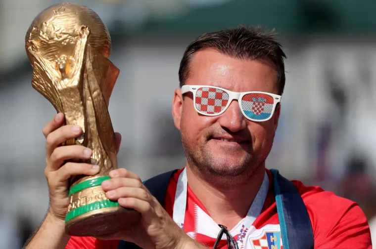 HRVATSKI NAVIJAČI PREPLAVILI NIŽNJI NOVGOROD: Počinje euforija uoči sraza sa Argentinom