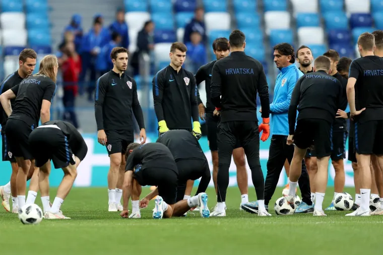 VATRENI TRENIRALI U NOVGORODU: Bez problema na zadnjoj pripremi uoči Argentine