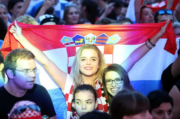 HRVATSKA JE GORILA NAKON POBJEDE VATRENIH: Pogledajte kako se slavila pobjeda protiv Argentine