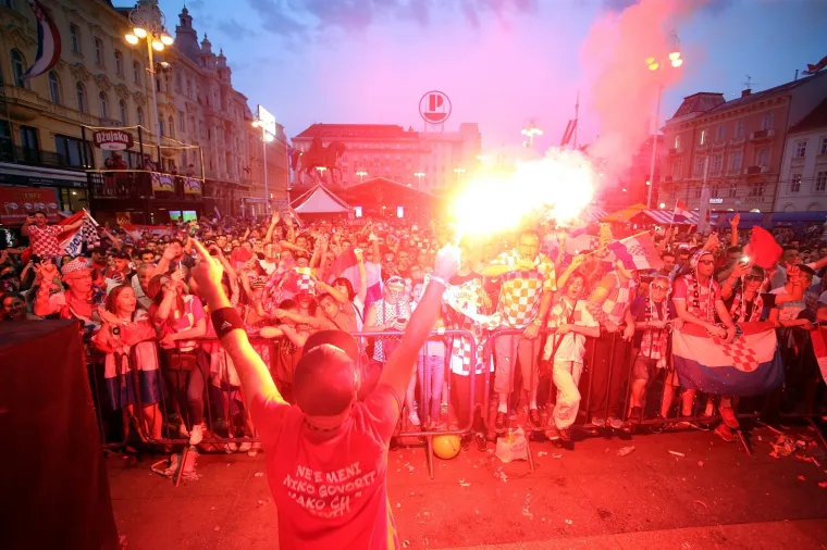 HRVATSKA JE GORILA NAKON POBJEDE VATRENIH: Pogledajte kako se slavila pobjeda protiv Argentine