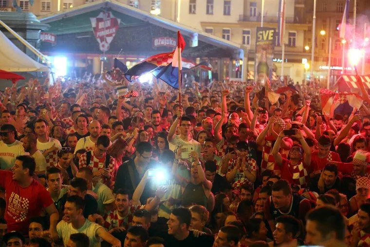 HRVATSKA JE GORILA NAKON POBJEDE VATRENIH: Pogledajte kako se slavila pobjeda protiv Argentine