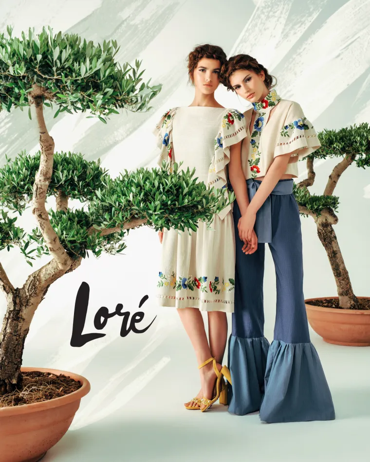 Rustikalno bojani lan i svila kao podloga za prekrasnu kolekciju