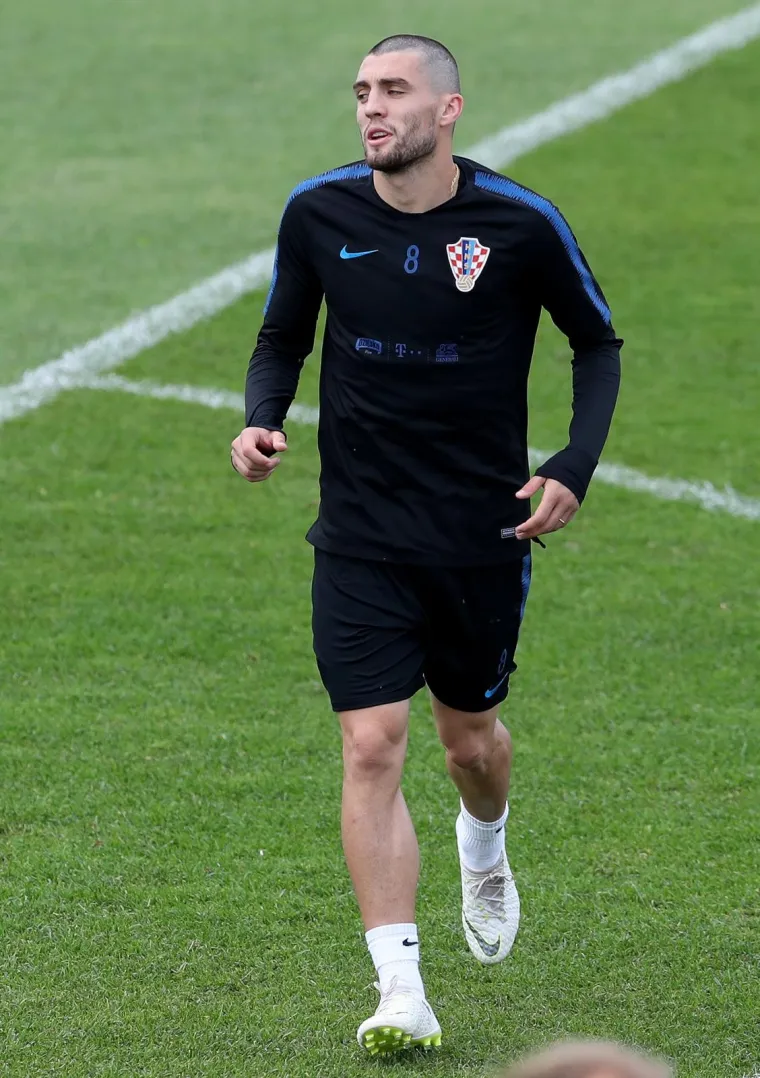 Mateo Kovačić se na treningu pojavio s novom frizurom
