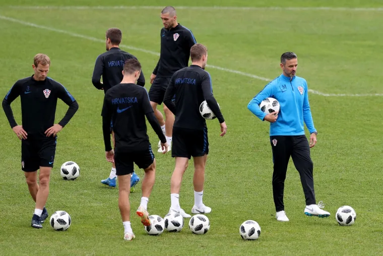 VATRENI ODRADILI TRENING U RO&Scaron;ČINU: Atmosfera je sjajna uoči Islanda