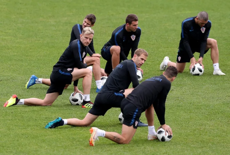 VATRENI ODRADILI TRENING U RO&Scaron;ČINU: Atmosfera je sjajna uoči Islanda