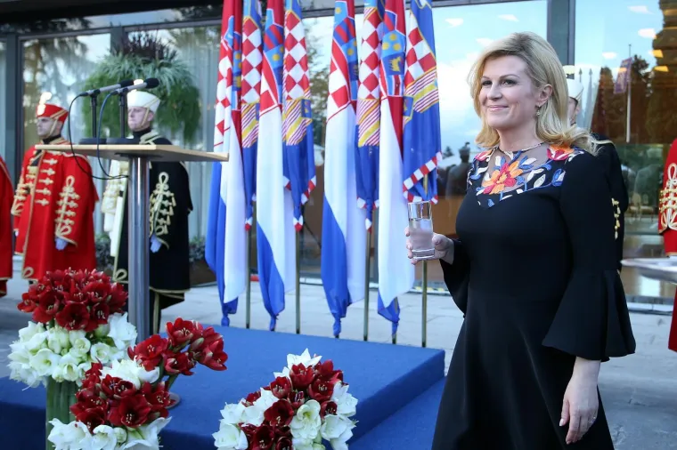Predsjednica Kolinda Grabar-Kitarovic pozdravnim govorom i &scaron;ampanjcem zaželjela je dobrodo&scaron;licu uzvanicima