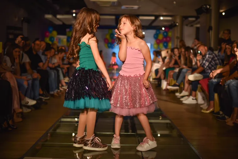 Mai for Girls: Prekrasna kolekcija za djevojčice i tinejdžerice