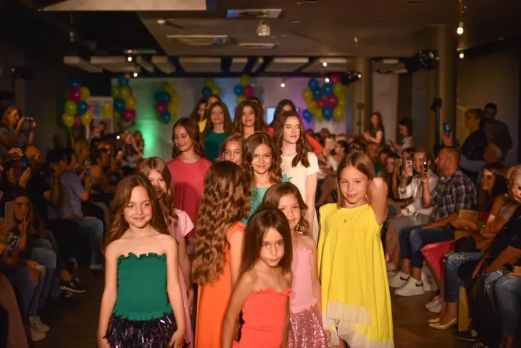 Mai for Girls: Prekrasna kolekcija za djevojčice i tinejdžerice