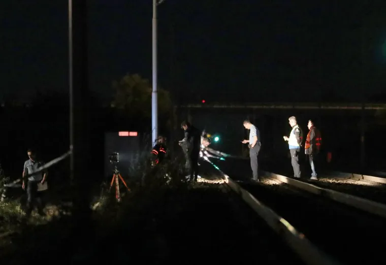 U naletu vlaka kod Sesveta poginula osoba