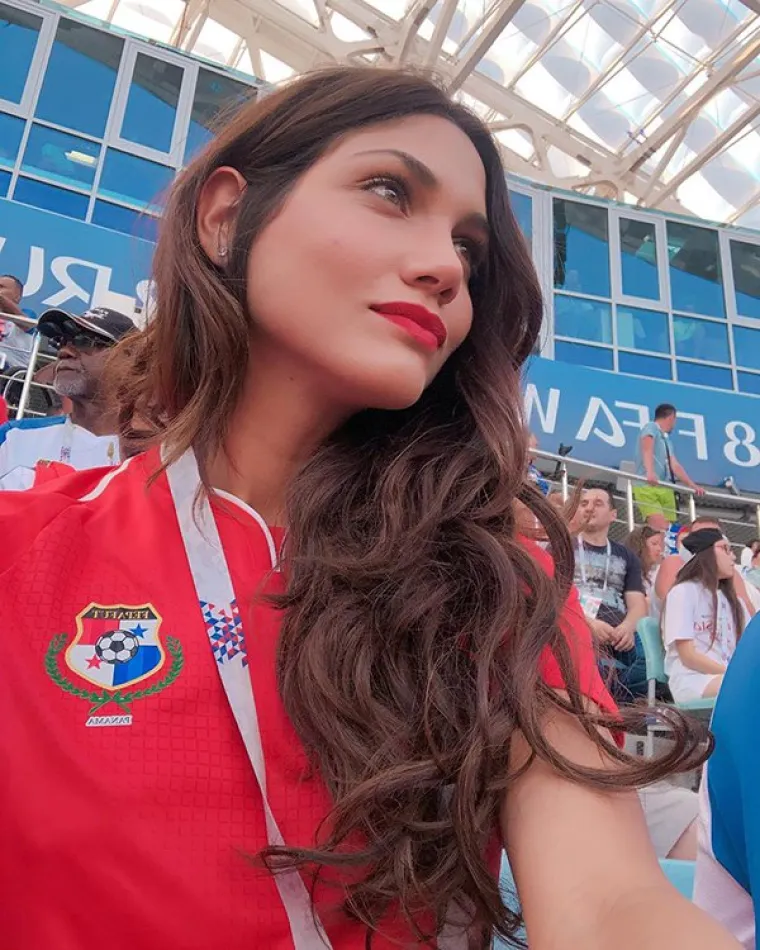 ONE ZASLUŽUJU TROFEJ! Seksi navijačice znaju jako dobro kako zagrijati publiku