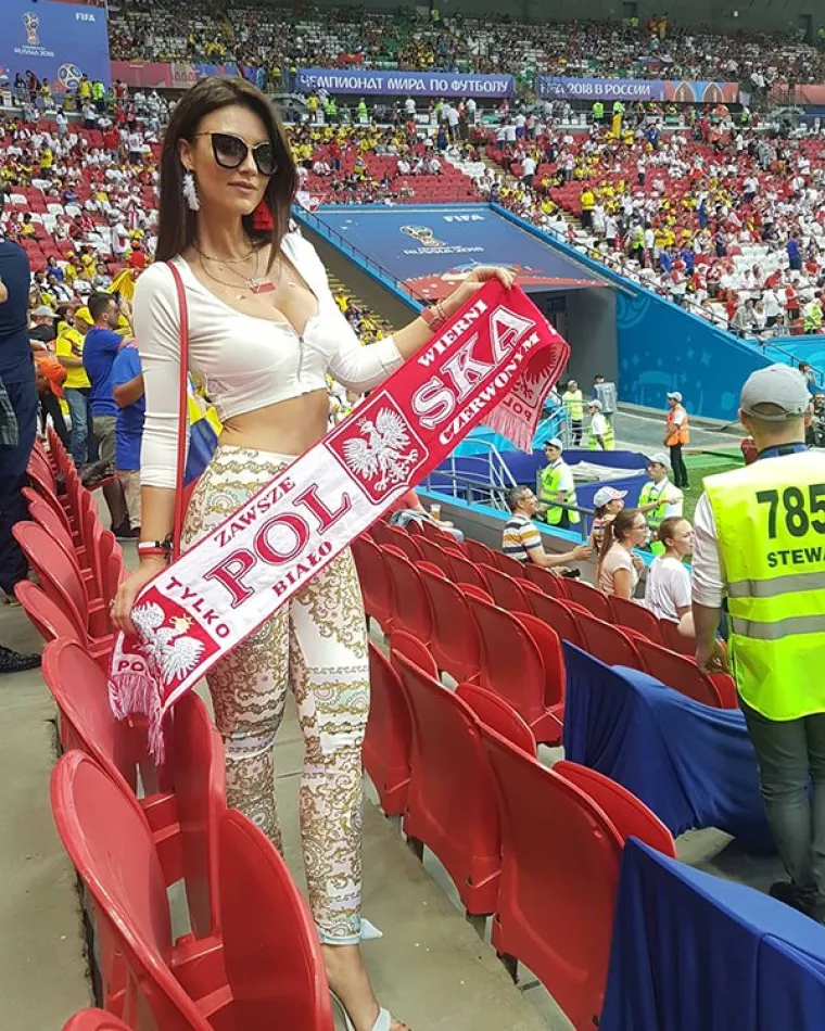ONE ZASLUŽUJU TROFEJ! Seksi navijačice znaju jako dobro kako zagrijati publiku