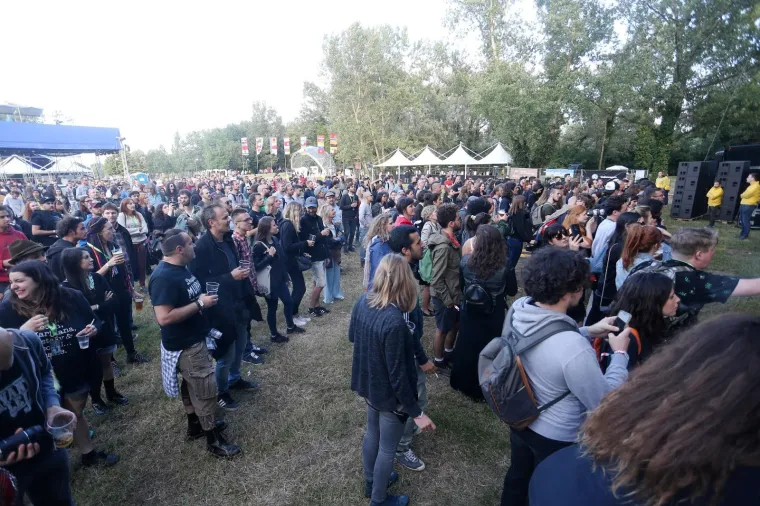 ZAPOČEO JE 13. INMUSIC FESTIVAL: Posjetitelji odu&scaron;evljeni nastupom benda Queens of the Stone Age