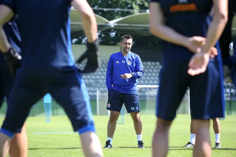 DOK VATRENI IGRAJU, DINAMOVCI SE PRIPREMAJU: Modri odradili trening u Moravskim Toplicama