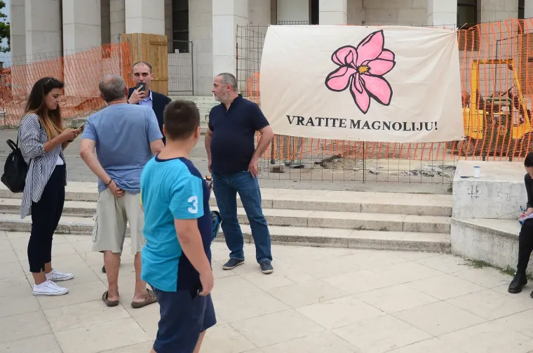 'Zabranite devastaciju, a ne slobodu govora': Protestno druženje Inicijative Vratite magnoliju