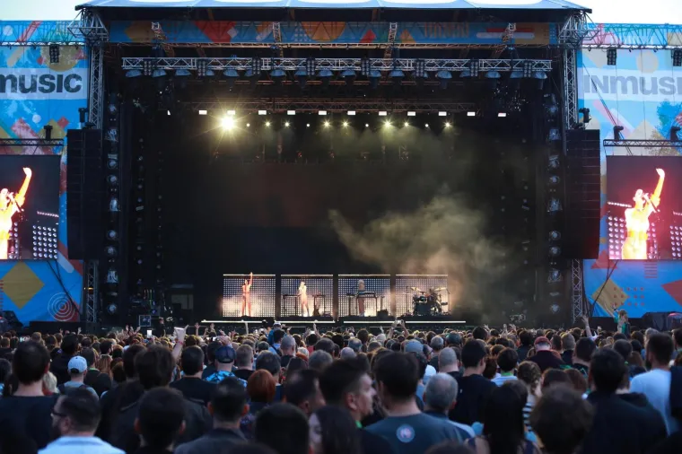 Druga večer INmusic festivala: Nick Cave i Bad Seeds napravili spektakl pred 30.000 ljudi