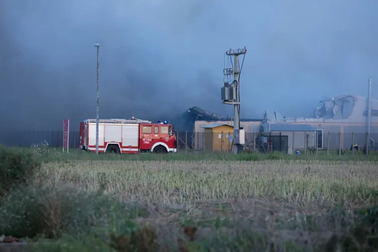 UŽAS KOD VINKOVACA: U požaru izgorjelo 1000 svinja