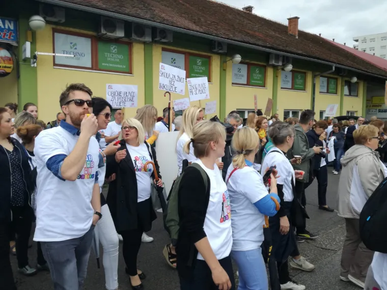 Učitelji i stručni suradnici koji rade u posebnim odgojno-obrazovnim ustanovama za prošli mjesec dobili su i do 600 kuna manju plaću