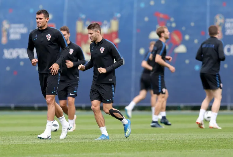 VATRENI KOMPLETNI I U DOBROM RASPOLOŽENJU UOČI DANSKE: Odrađen je posljednji trening u Ro&scaron;činu