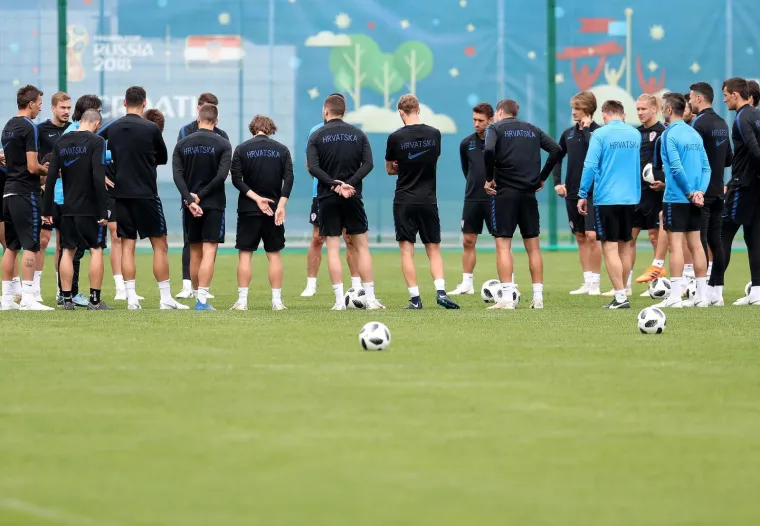 VATRENI KOMPLETNI I U DOBROM RASPOLOŽENJU UOČI DANSKE: Odrađen je posljednji trening u Ro&scaron;činu