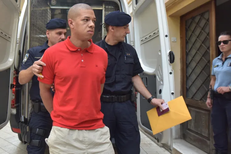 Na Županijski sud u Zadru priveden Douglas C. osumnjičen za ubojstvo britanskog državljanina na Zrću