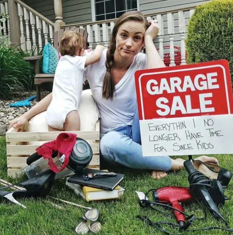 U svijetu punom 'savr&scaron;enih' roditelja, jedna mama pokazuje borbu s umorom kroz humor