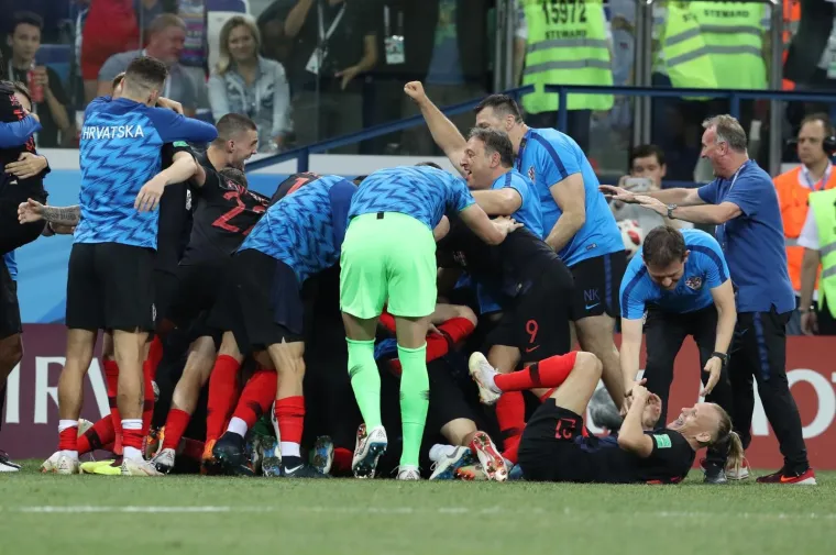 DEČKI, POKIDALI STE NAM ŽIVCE, ALI SVAKA VAM ČAST! Hrvatska nadigrala Dance i plasirala se u četvrtfinale