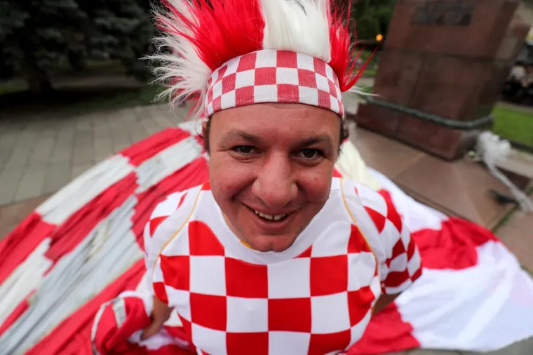 NOVGOROD U HRVATSKIM BOJAMA: Priprema se ogromna &scaron;ahovnica za utakmicu protiv Danske