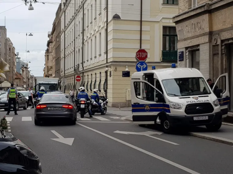 Stjepan Prnjat, poznat kao 'hrvatski Escobar' na zagrebačkom sudu iznosi obranu pod strogim nadzorom