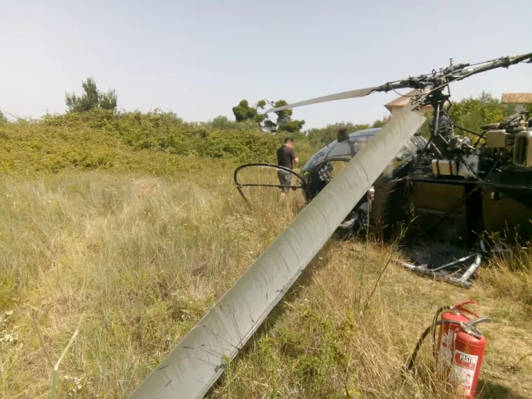 Helikopter prisilno sletio kod Zlarina