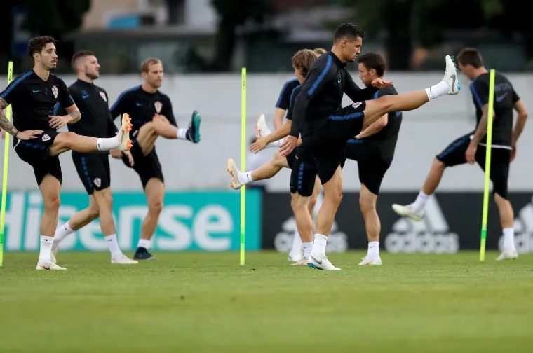 VATRENI DRIL ZA RUSIJU: Evo kako je to izgledalo na drugom treningu Vatrenih u Sočiju