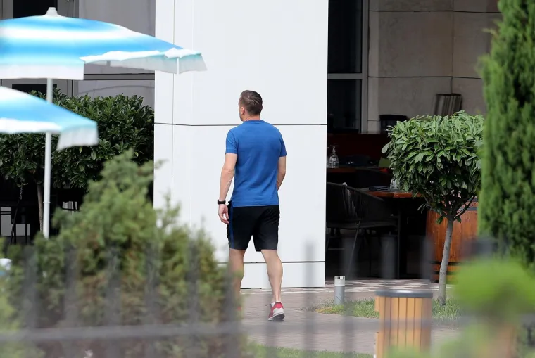 &Scaron;TO SU VATRENI RADILI ZA VRIJEME ODMORA? Vidu posjetila obitelj, Čarli i Raketa u svom 'filmu'...