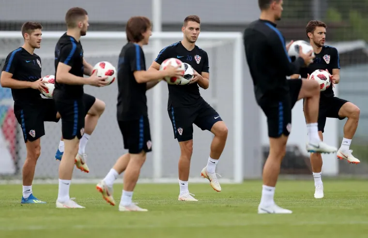 'UDRI JAČE, MANIJAČE': Vatreni dril pred Rusiju u najjačem sastavu