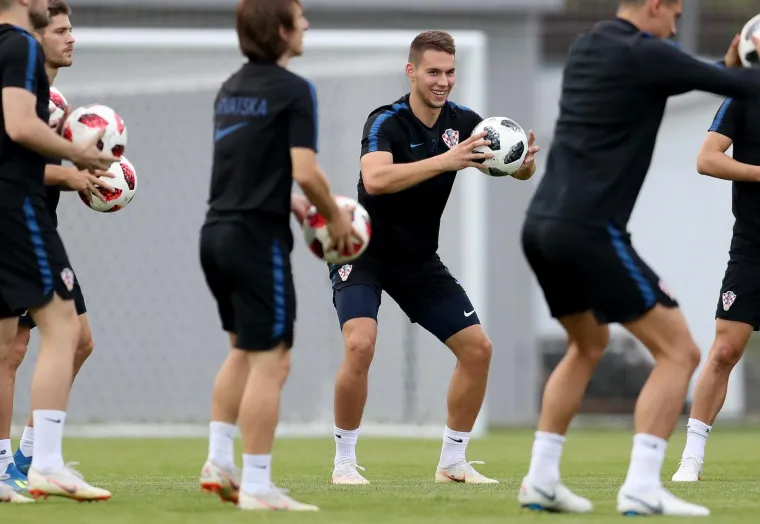 'UDRI JAČE, MANIJAČE': Vatreni dril pred Rusiju u najjačem sastavu