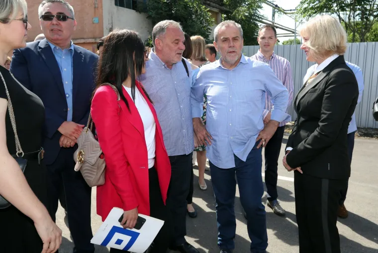 Gradonačelnik Bandić otvorio novo parkirali&scaron;te u biv&scaron;oj tvornici Gredelj