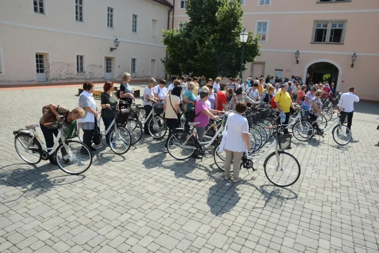 U sklopu projekta 'Kotač promjene' 77 novozaposlenih žena dobilo nove bicikle