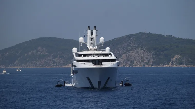 Radi se o jednoj od najvećih i najskupljih jahti na svijetu.