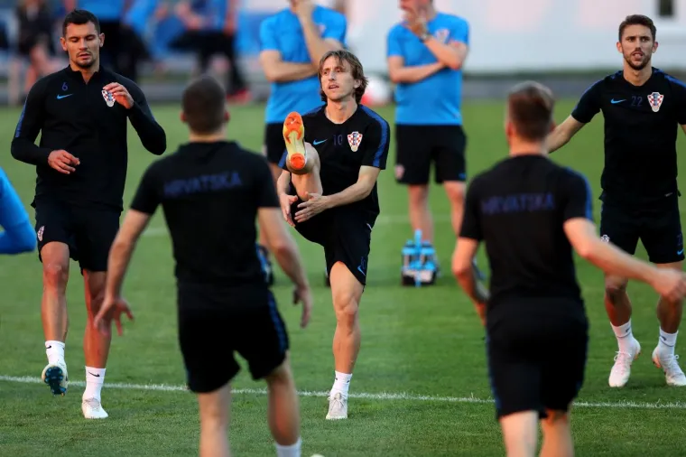 Dobra atmosfera na treningu 'vatrenih' u Sočiju