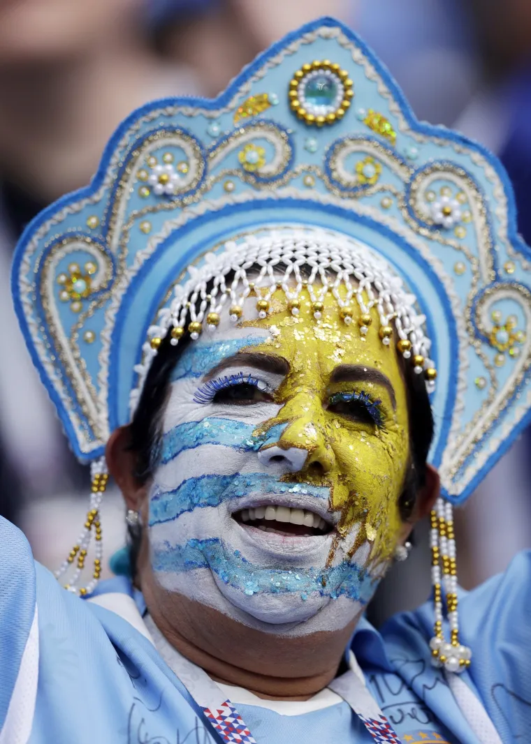 U 16 sati krenuo je prvi četvrtfinalni susret na Svjetskom prvenstvu u Rusiji. Na stadionu Nižnji Novgorod igraju Urugvaj i Francuska. Sudac utakmice je Argentinac Nestor Pitana