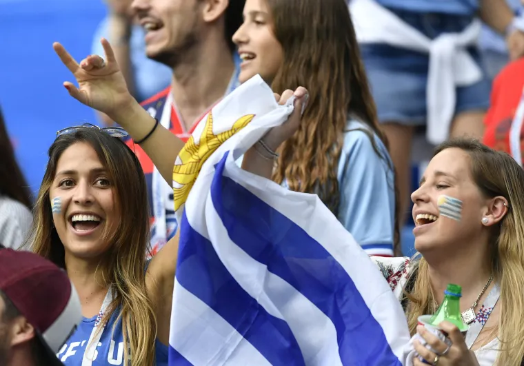 U 16 sati krenuo je prvi četvrtfinalni susret na Svjetskom prvenstvu u Rusiji. Na stadionu Nižnji Novgorod igraju Urugvaj i Francuska. Sudac utakmice je Argentinac Nestor Pitana