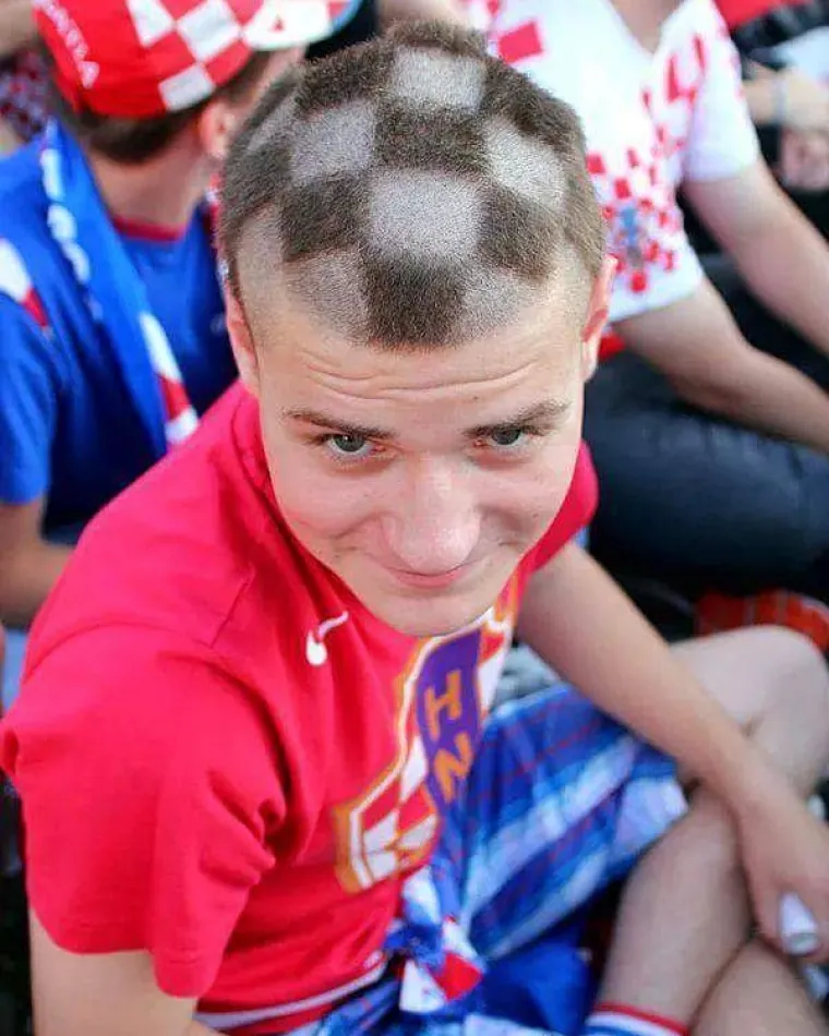 Nagradna igra 'Za Hrvatsku navijaj i službenu loptu nabijaj!'
