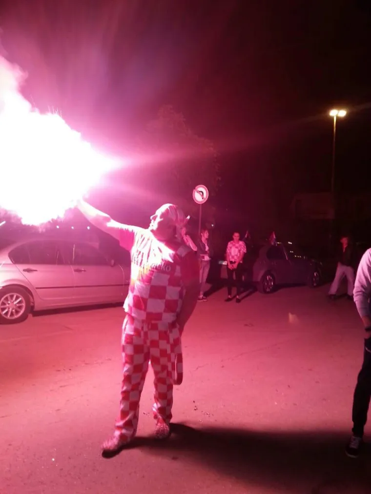 Navijajte s nama: Za Hrvatsku navijaj i službenu loptu nabijaj!