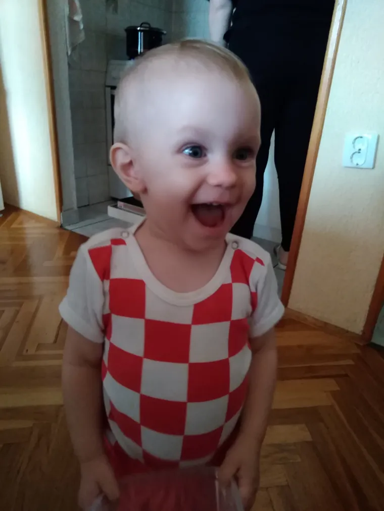 Navijajte s nama: Za Hrvatsku navijaj i službenu loptu nabijaj!