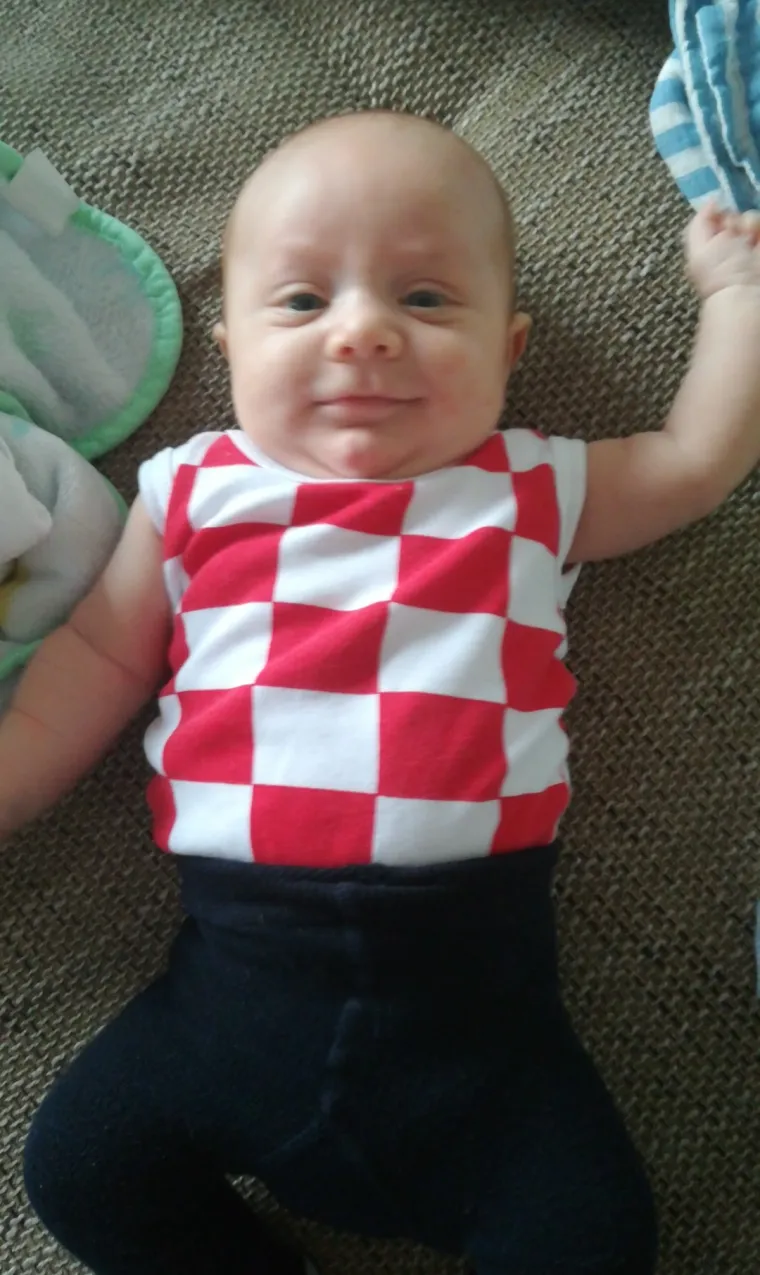 Navijajte s nama: Za Hrvatsku navijaj i službenu loptu nabijaj!