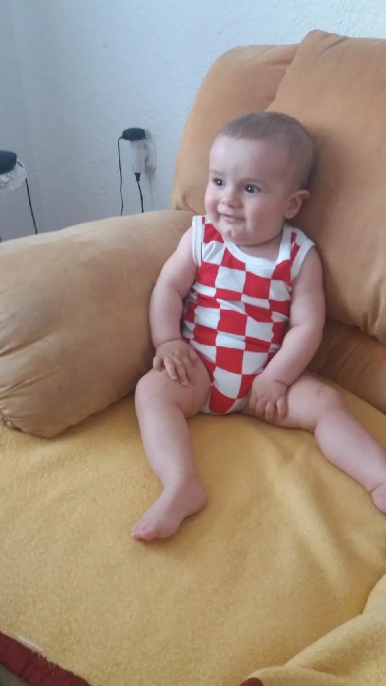 Navijajte s nama: Za Hrvatsku navijaj i službenu loptu nabijaj!