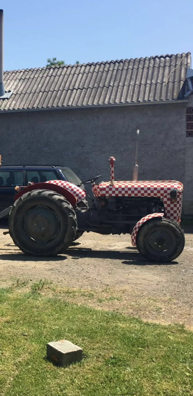 Navijajte s nama: Za Hrvatsku navijaj i službenu loptu nabijaj!